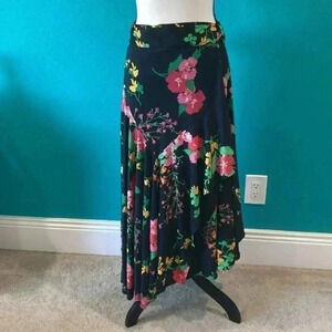 New with tags Sophia drama wrap skirt in midnight flowers floral pattern